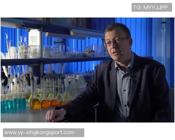 德里赫特专访：面对期待与质疑我坚信巅峰即将到来