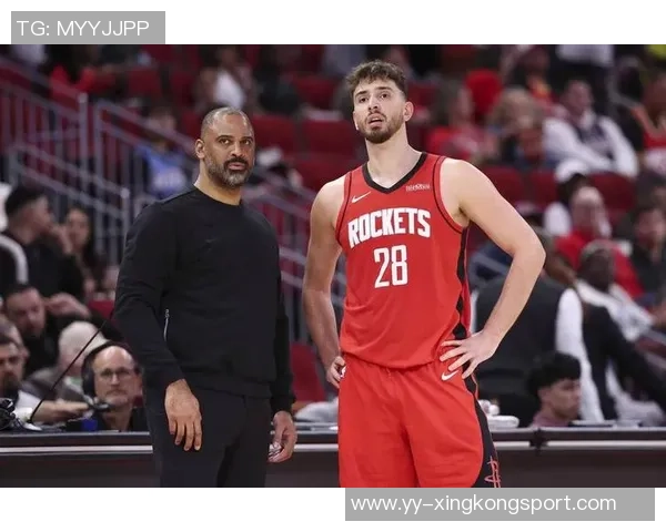 张佳玮：火箭四塔赢了骑士双塔申京4号位体格干着组织后卫的活