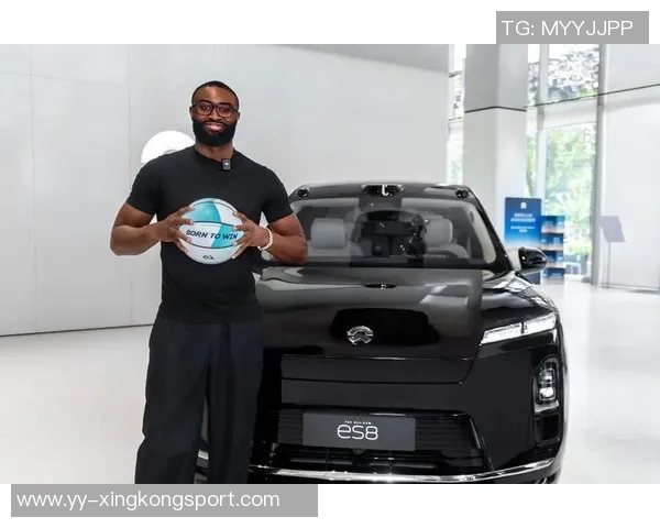 杰伦布朗:全力以赴展现自我同时激励身边队友共同进步 杰伦布朗:全力以赴展现自我同时激励身边队友共同进步