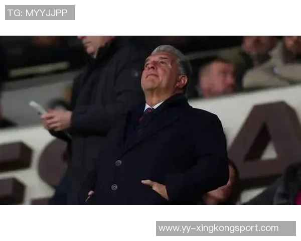 罗马诺透露巴萨欲留15岁小将埃布里马经纪人扎哈维专程造访谈判